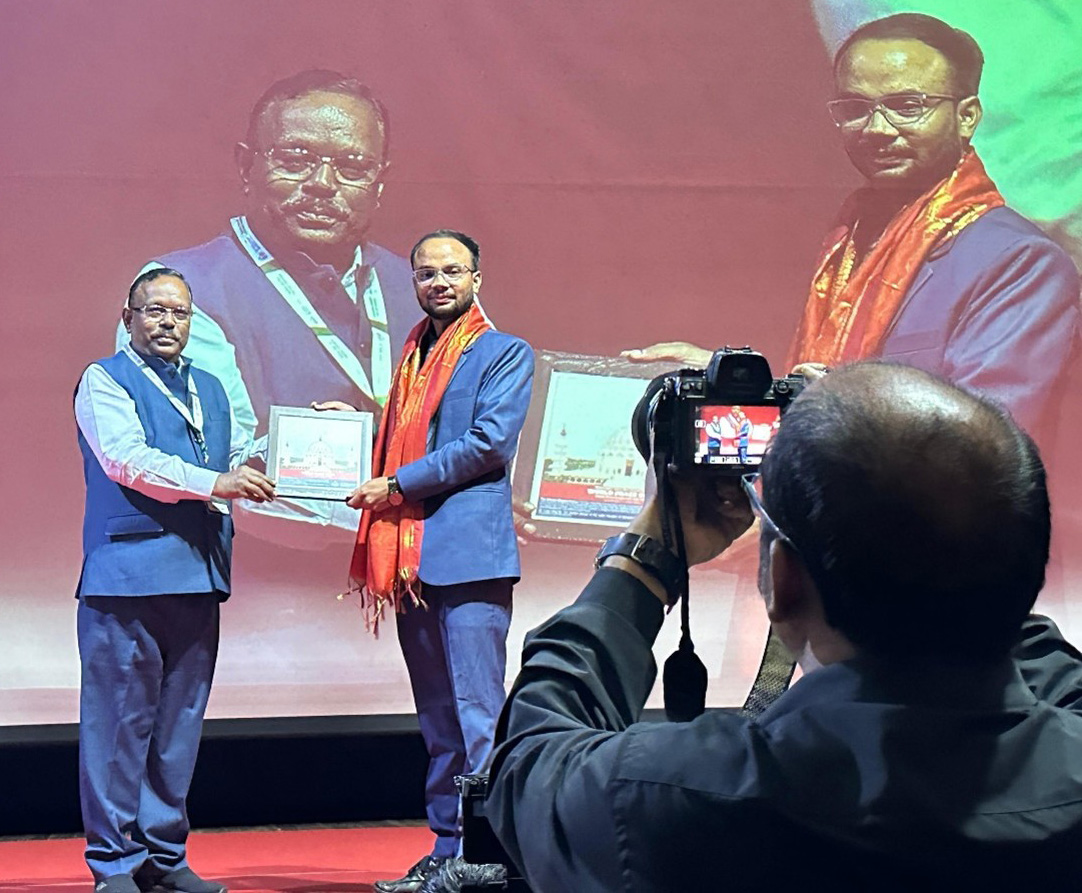 Abhinav Dewangan up on stage at the International Workshop on “Sustainable Tunnelling” at Pune, India in June 2025 as part of his keynote address