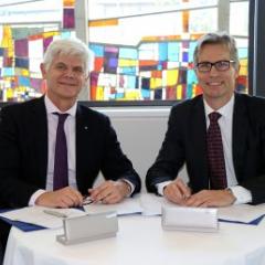 UQ formalises partnership with Newcrest Mining