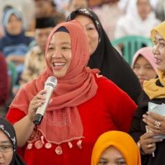 Three Indonesia women wearing hijabs speaking at UN Women conference in 2017