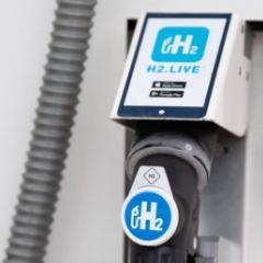 H2 Live hydrogen at a "charging station" like you would get at a petrol station
