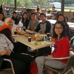 BEL Faculty staff hosted the Universitas Indonesia delegation for lunch at Belltop Cafe